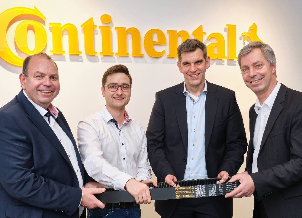 Looking forward to working together (from left): Christoph Serini (Agravis), Alexander Behmann (Continental), Michael Grote (Menke) und Jens Hoffmann (Continental).