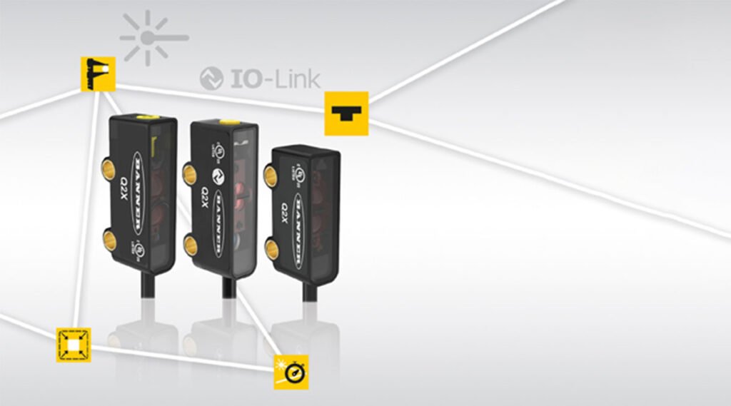 Miniature photoelectric sensors with three meter range